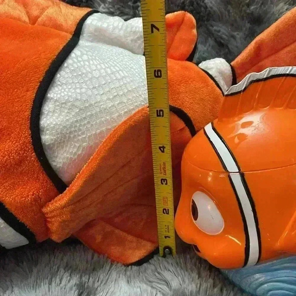 Disney Finding Nemo  18" Plush Clown Fish and finding Nemo Disney Cup - Picture 15 of 16